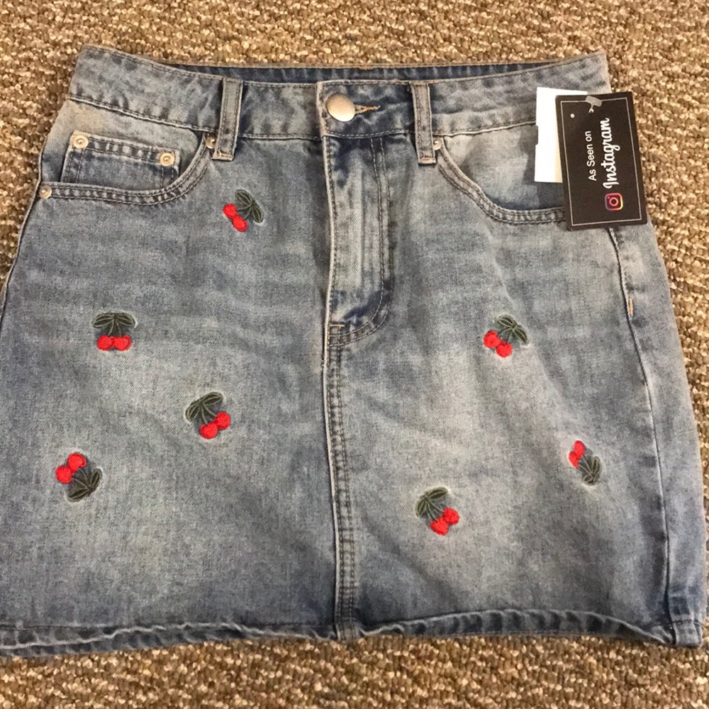 Cherry mini skirt